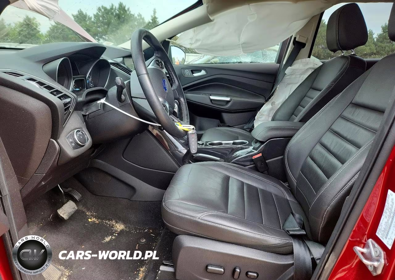 2016 Ford Escape Titanium VIN:1FMCU9J96GUA81877 - 7