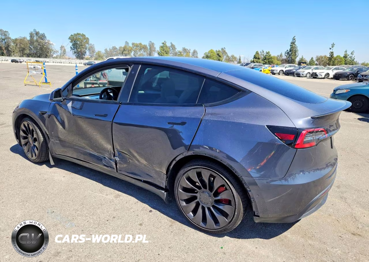 2022 Tesla Model Y VIN:7SAYGDEF9NF546357 - 2