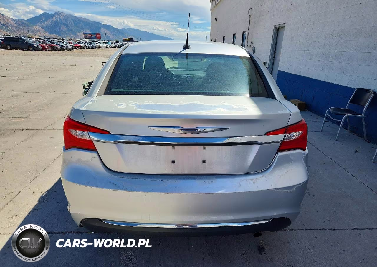 2011 Chrysler 200 Touring VIN:1C3BC1FB7BN531124 - 6