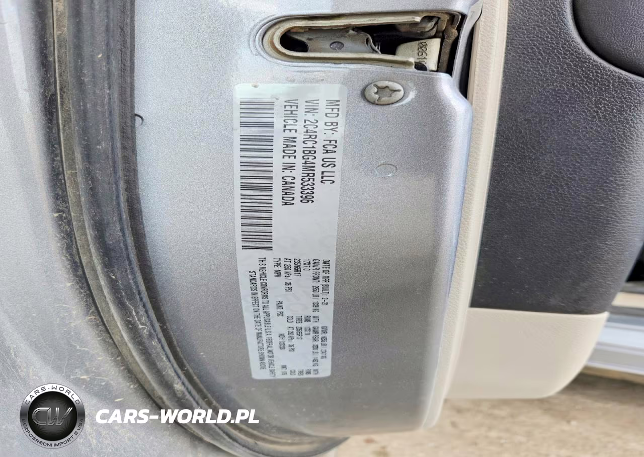 2021 Chrysler Pacifica Touring L VIN:2C4RC1BG4MR533396 - 13