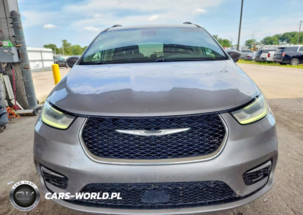 2021 Chrysler Pacifica Touring L VIN:2C4RC1BG4MR533396 - 5