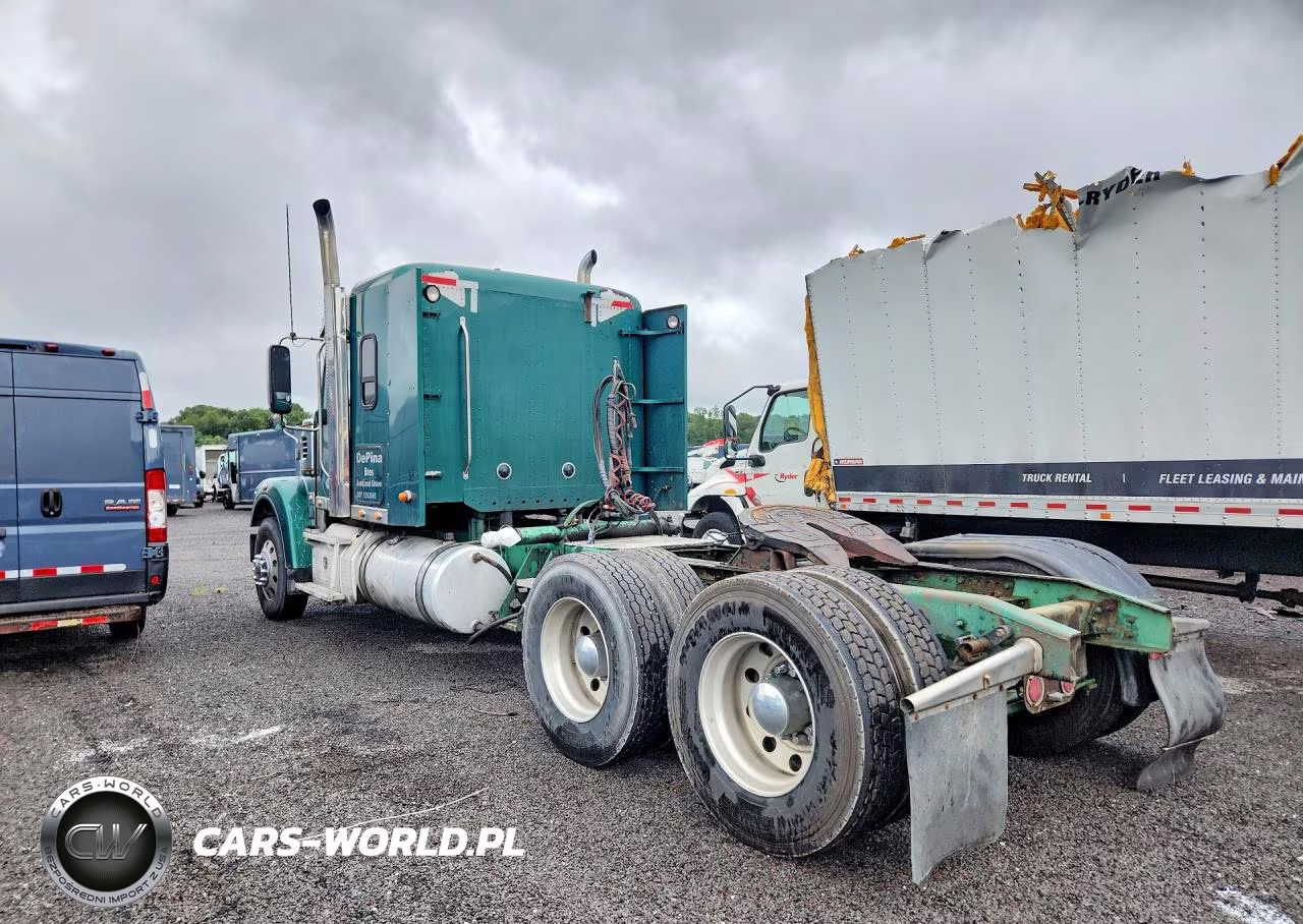 2013 Freightliner Coronado Semi Truck VIN:1FUJGNDRXDDBX4092 - 2