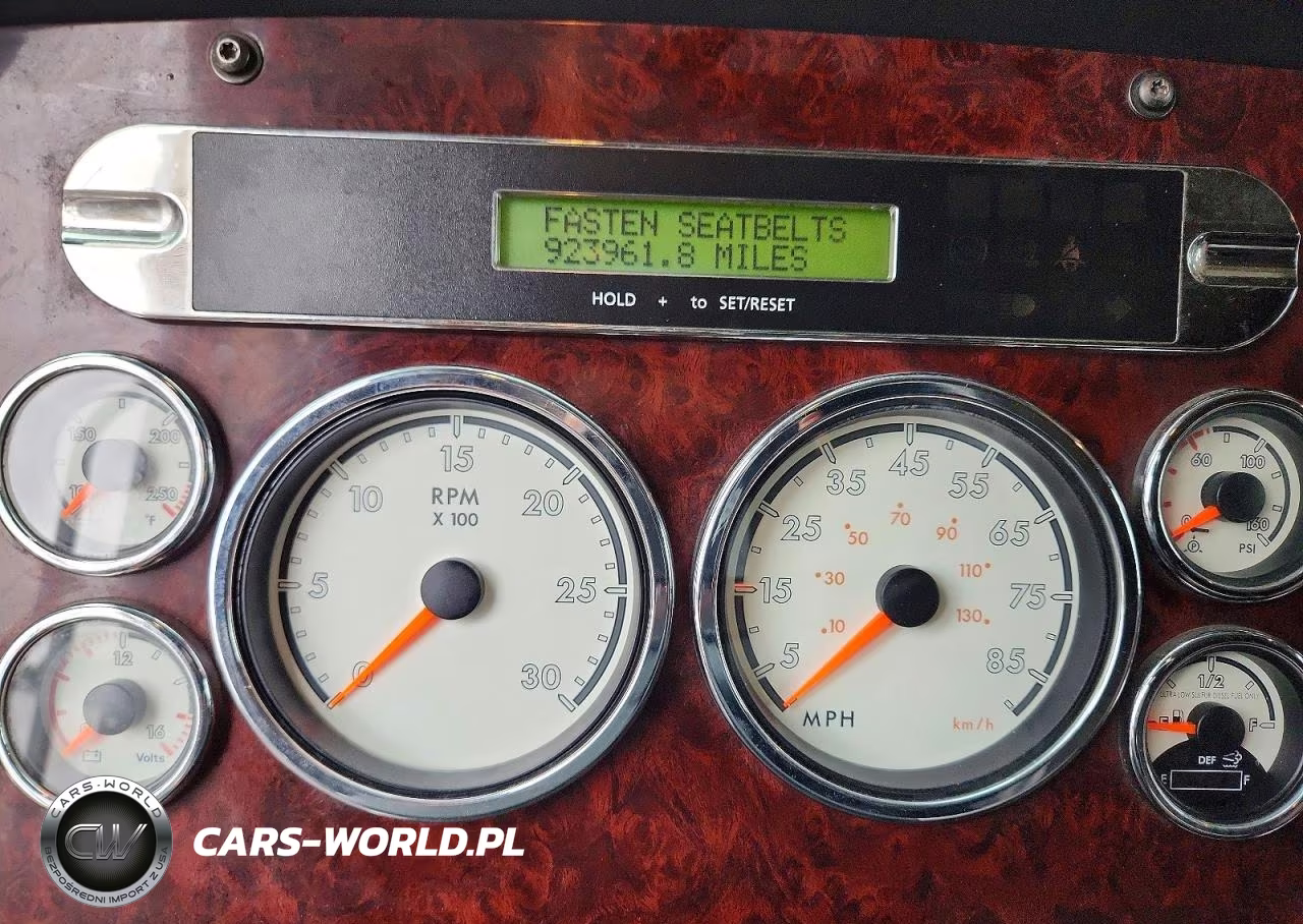 2013 Freightliner Coronado Semi Truck VIN:1FUJGNDRXDDBX4092 - 9