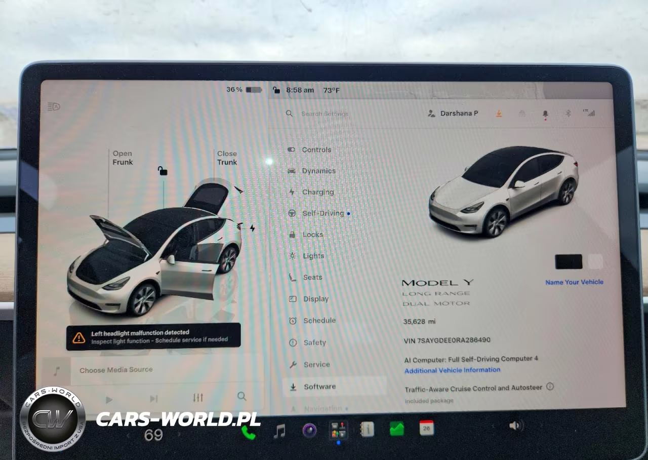 2024 Tesla Model Y VIN:7SAYGDEE0RA286490 - 9