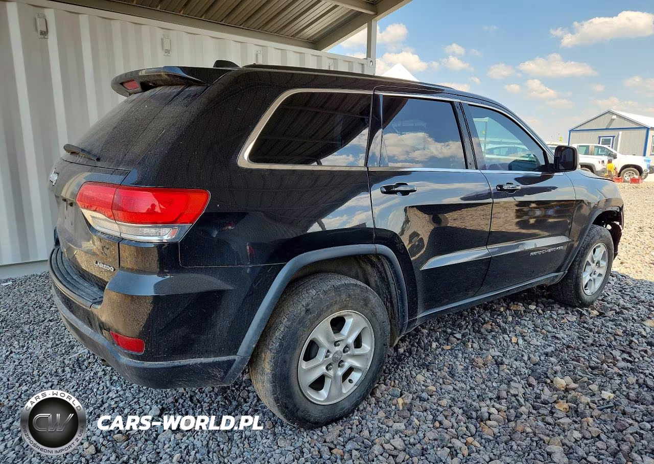2014 Jeep Grand Cherokee Laredo VIN:1C4RJFAG6EC330752 - 3