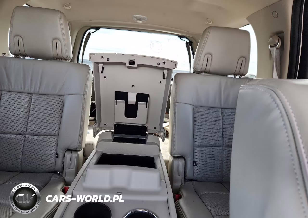 2011 Lincoln Navigator VIN:5LMJJ2H59BEJ09147 - 10