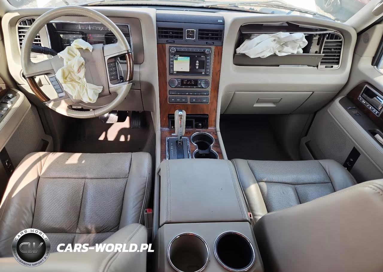 2011 Lincoln Navigator VIN:5LMJJ2H59BEJ09147 - 8