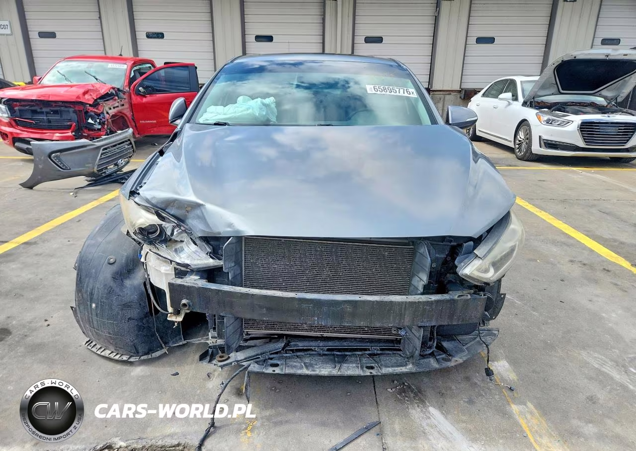 2017 Hyundai Elantra Limited VIN:KMHD84LFXHU211904 - 5