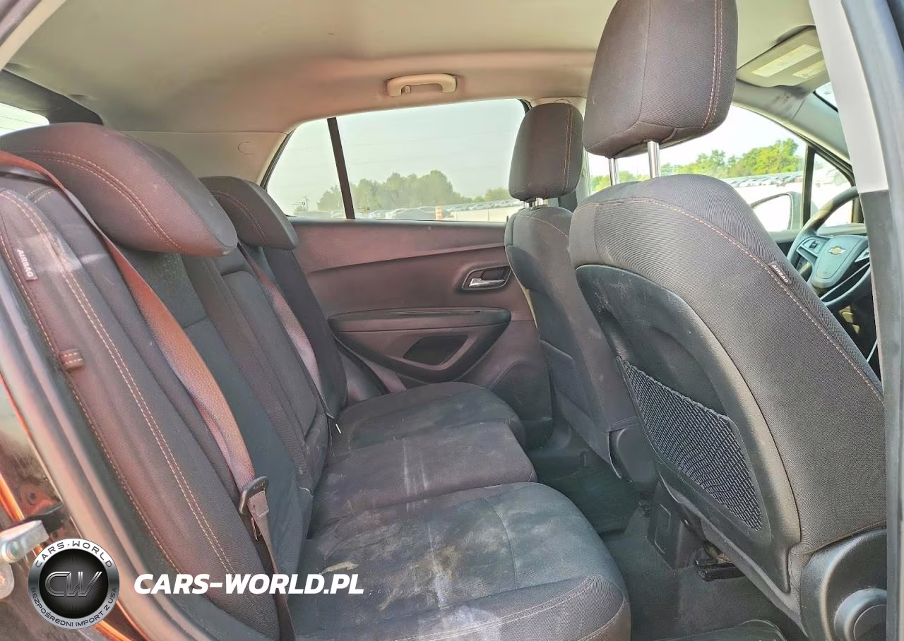 2020 Chevrolet Trax Ls VIN:3GNCJKSB3LL317788 - 11