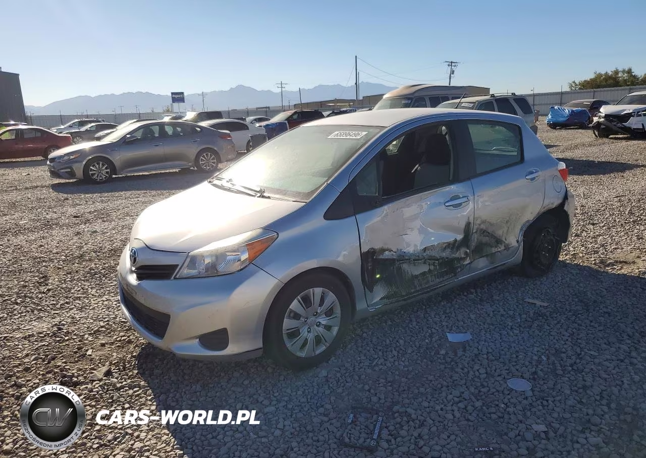 2012 Toyota Yaris 5-Door L