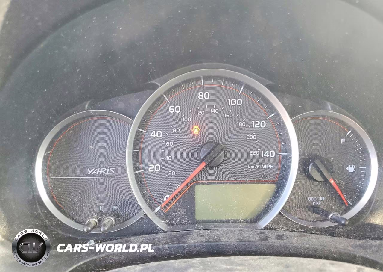 2012 Toyota Yaris 5-Door L VIN:JTDKTUD34CD528732 - 9