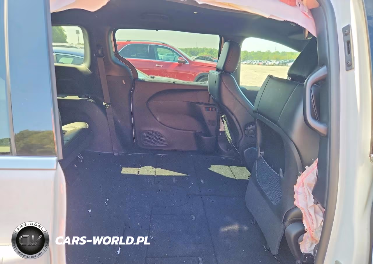2026 Chrysler Voyager Lx VIN:2C4RC1CG7TR252528 - 10