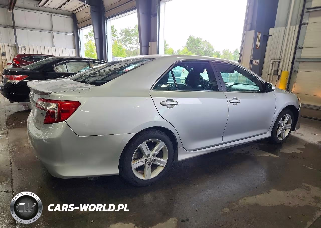 2013 Toyota Camry Se VIN:4T1BF1FK5DU270244 - 3