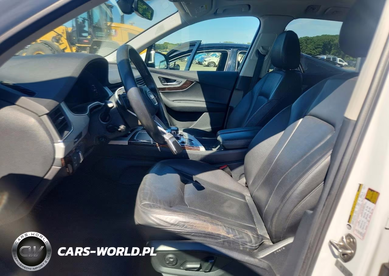 2019 Audi Q7 Premium Plus VIN:WA1LHAF72KD038044 - 7