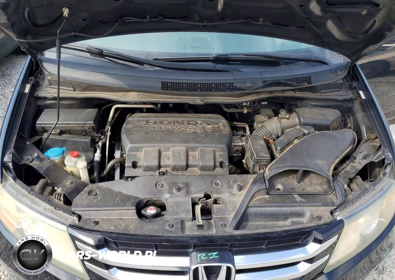2014 Honda Odyssey Touring VIN:5FNRL5H93EB117546 - 12