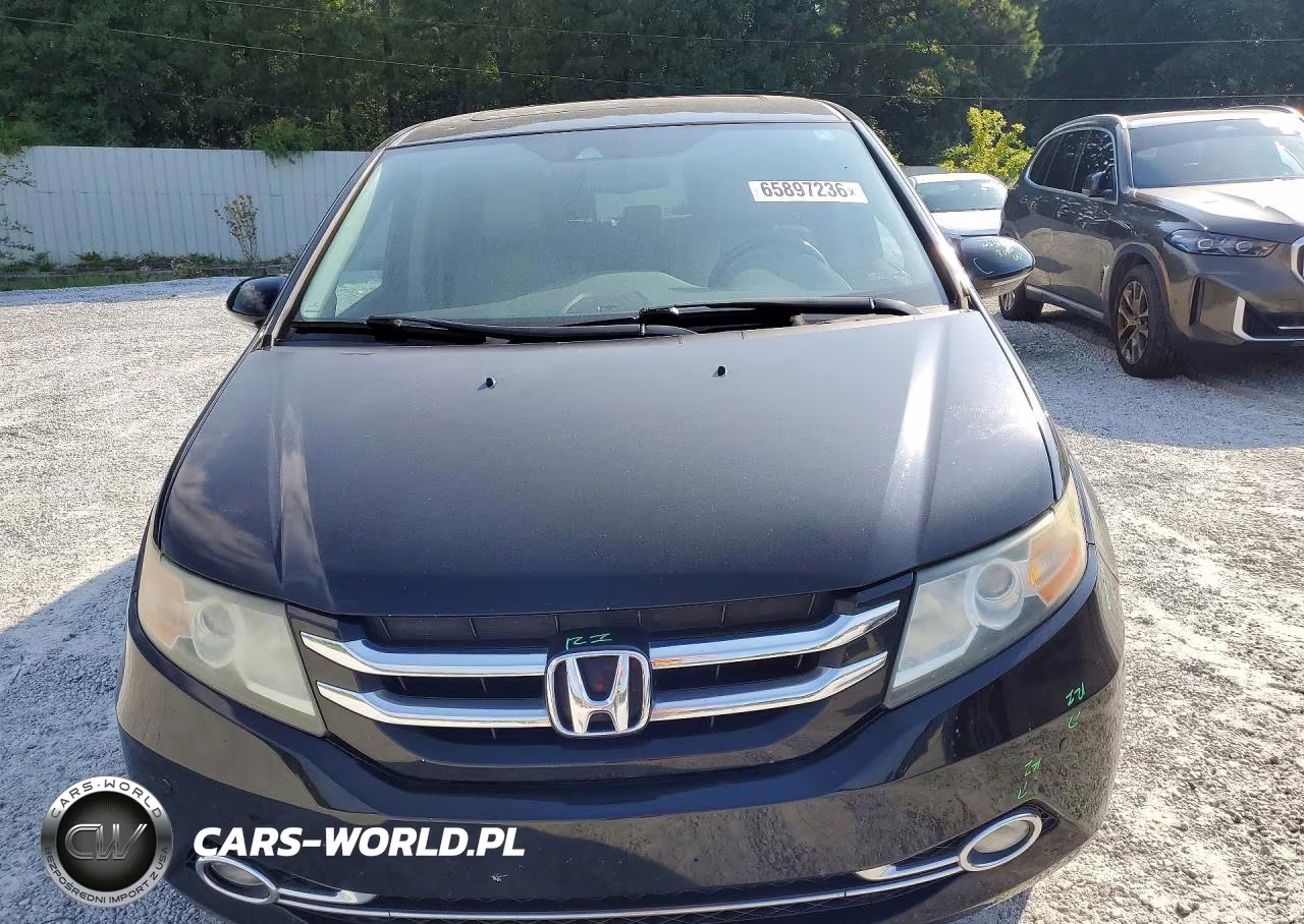 2014 Honda Odyssey Touring VIN:5FNRL5H93EB117546 - 5