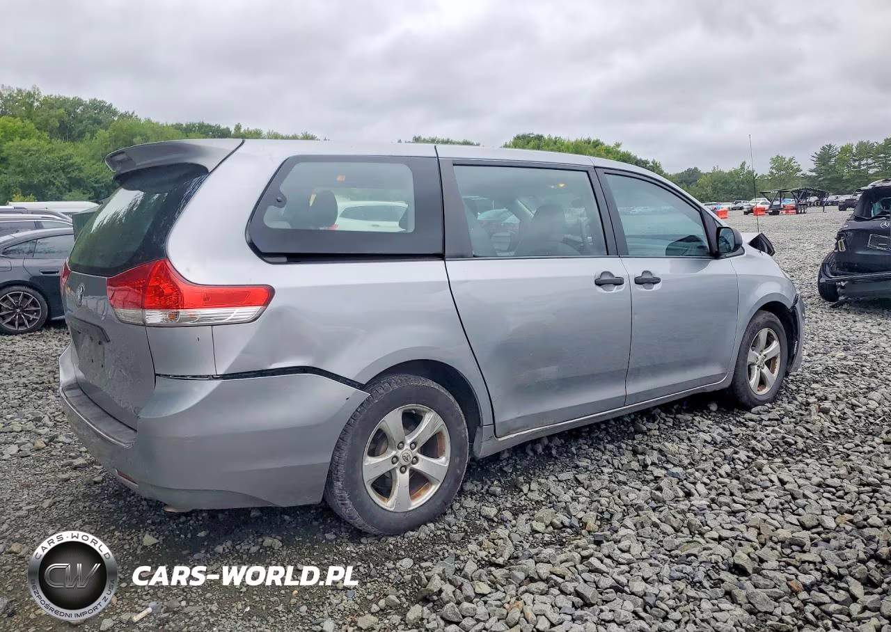 2012 Toyota Sienna Base 7-Passenger VIN:5TDZK3DC3CS244458 - 3