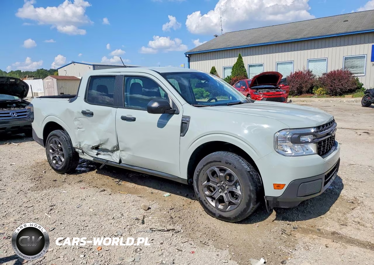 2024 Ford Maverick Xlt VIN:3FTTW8J94RRB27807 - 4