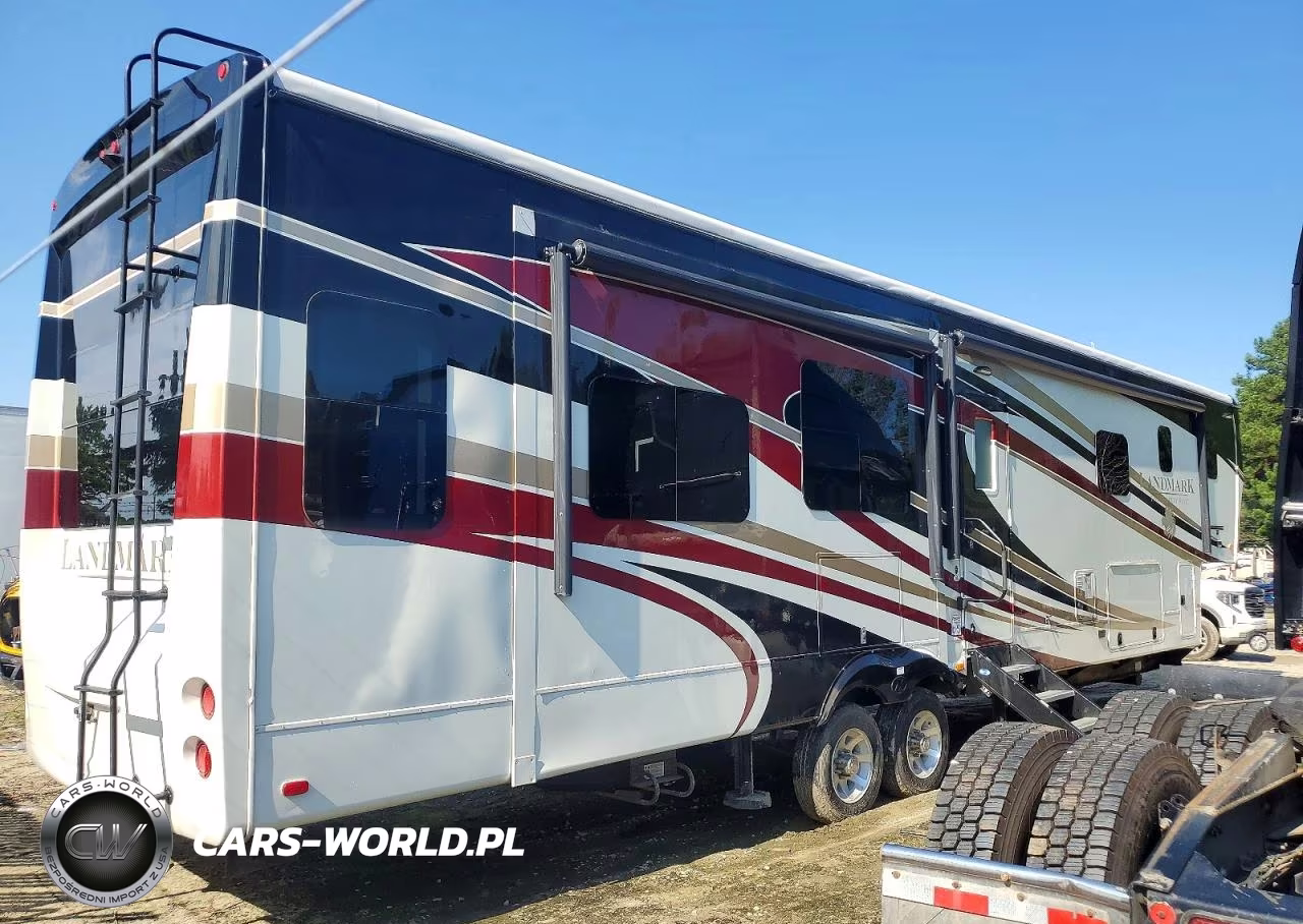 2016 Heartland Landmark Camper VIN:5SFBG4329GE309209 - 4
