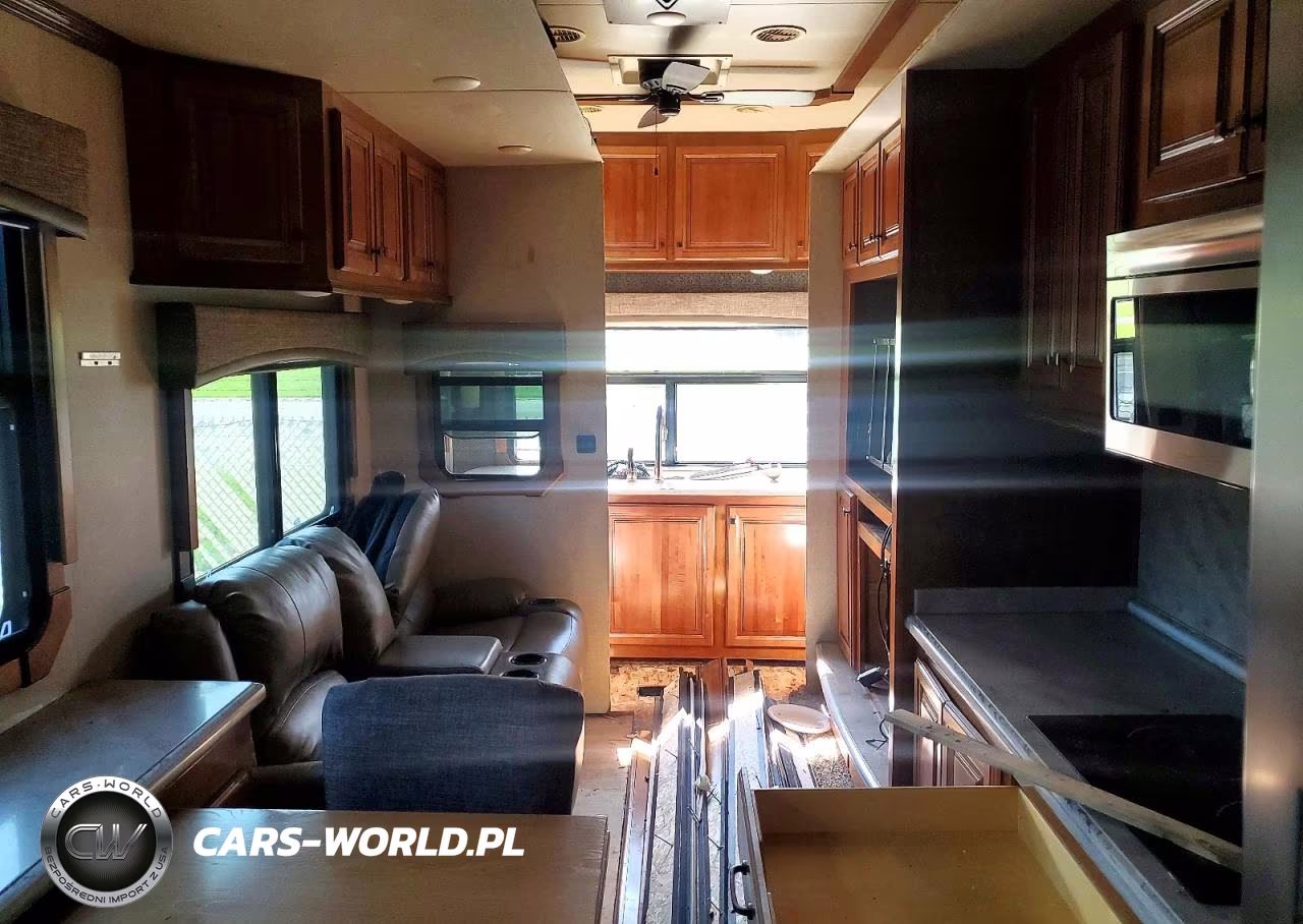 2016 Heartland Landmark Camper VIN:5SFBG4329GE309209 - 6