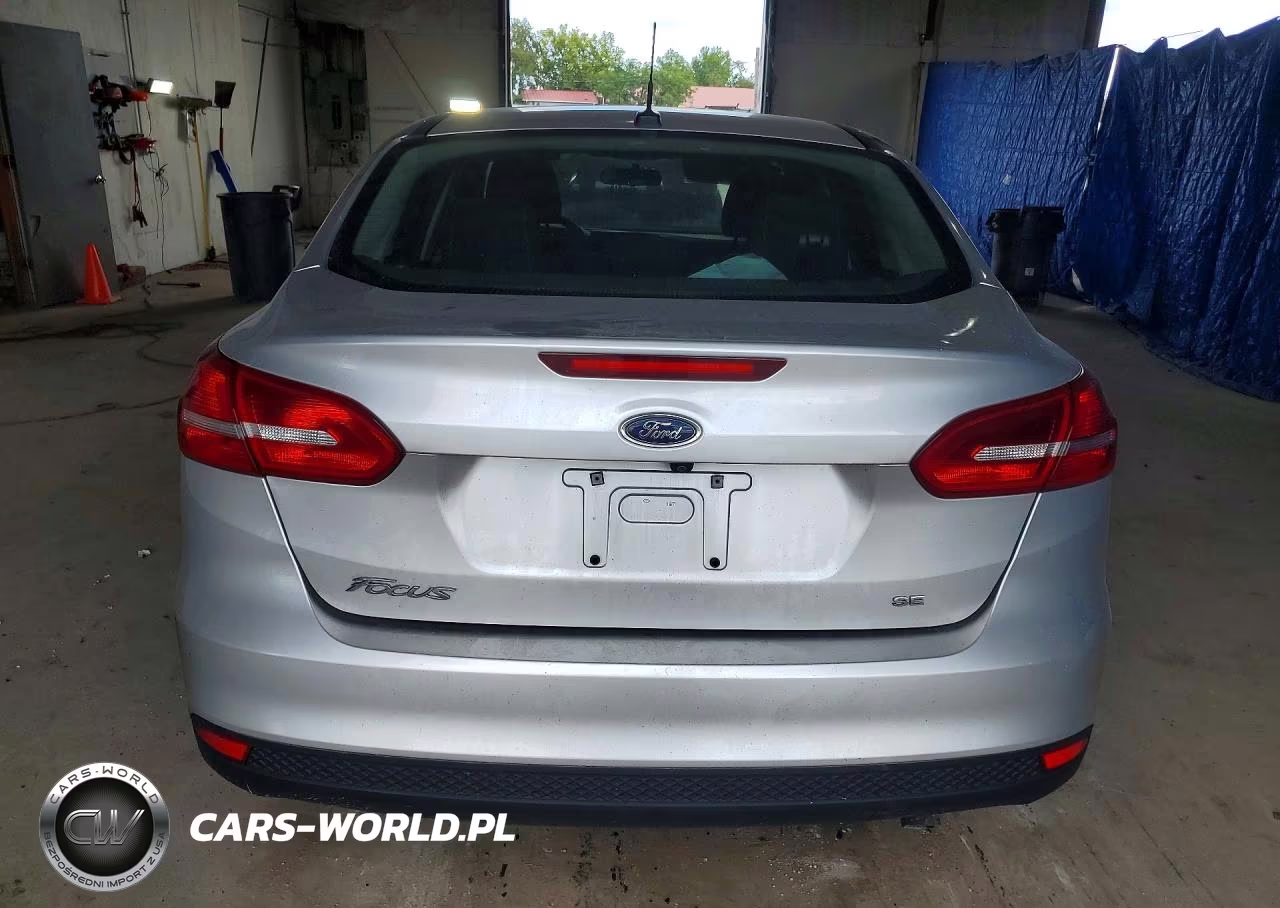 2018 Ford Focus Se VIN:1FADP3F22JL267377 - 6