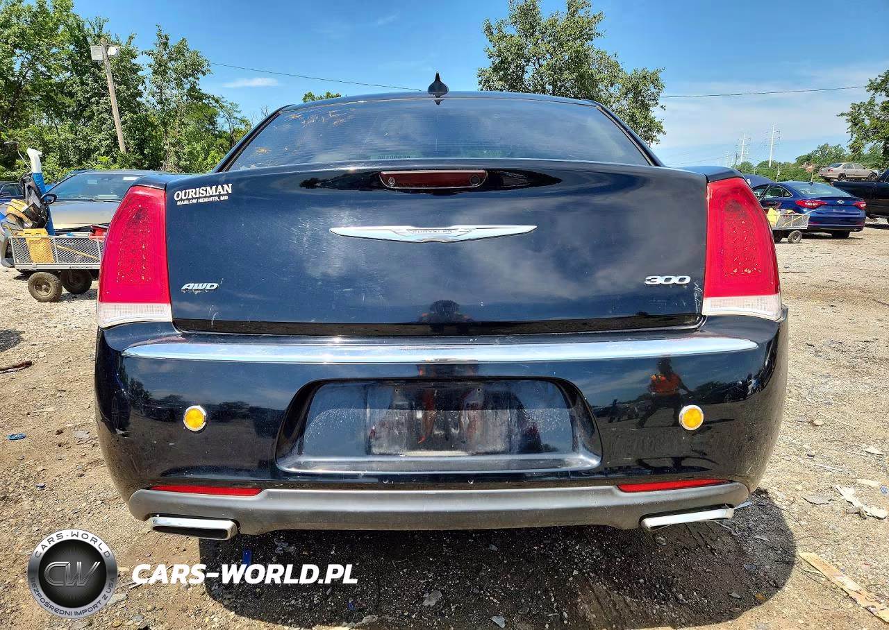 2015 Chrysler 300 Limited VIN:2C3CCARG1FH923221 - 6