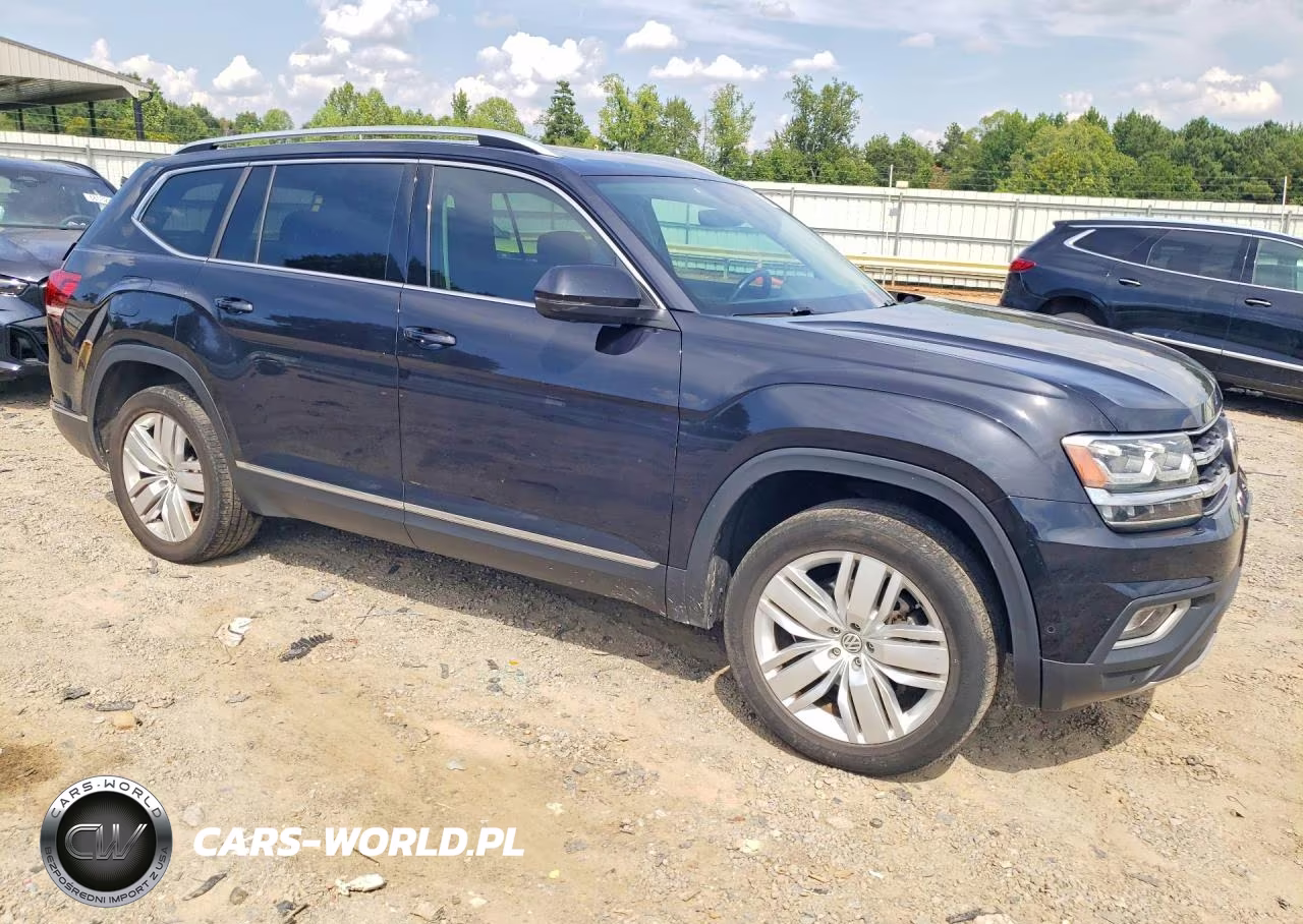 2019 Volkswagen Atlas Sel Premium VIN:1V2NR2CA3KC544746 - 4