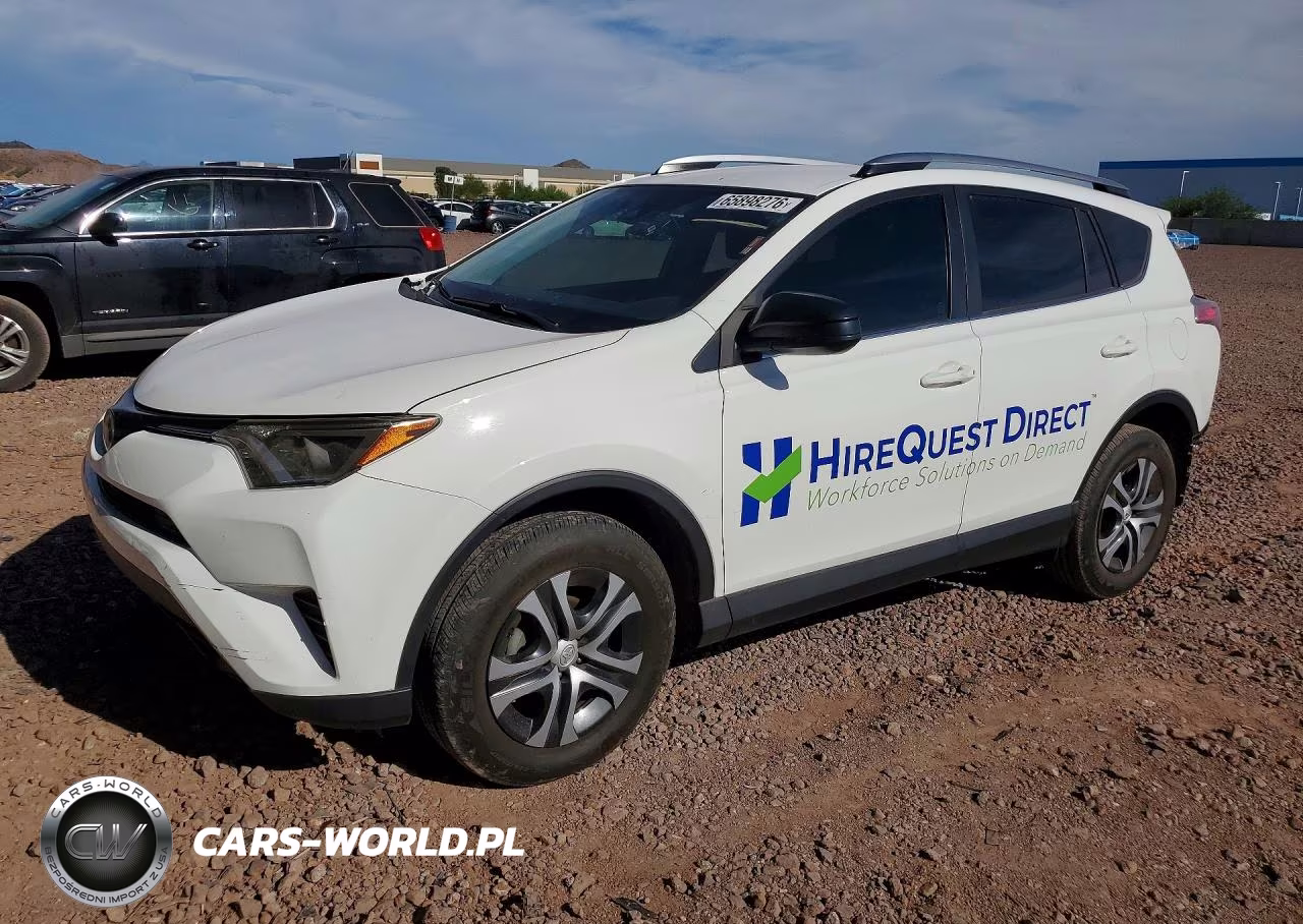 2017 Toyota Rav4 Le – zdjęcie 1 z 14