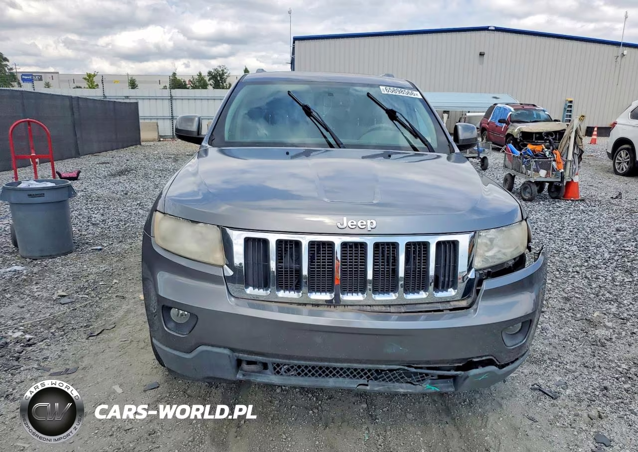 2012 Jeep Grand Cherokee Laredo VIN:1C4RJFAT2CC211316 - 5