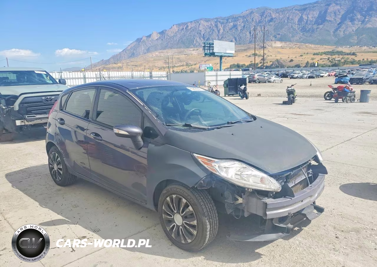 2013 Ford Fiesta Se VIN:3FADP4EJ6DM167669 - 4