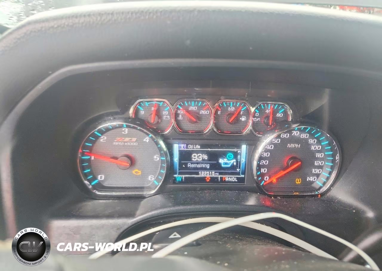 2018 Chevrolet Silverado K1500 Lt VIN:1GCVKREC0JZ111281 - 9