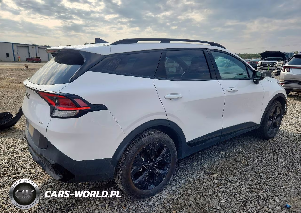 2025 Kia Sportage X Line VIN:5XYK6CDF2SG295851 - 3