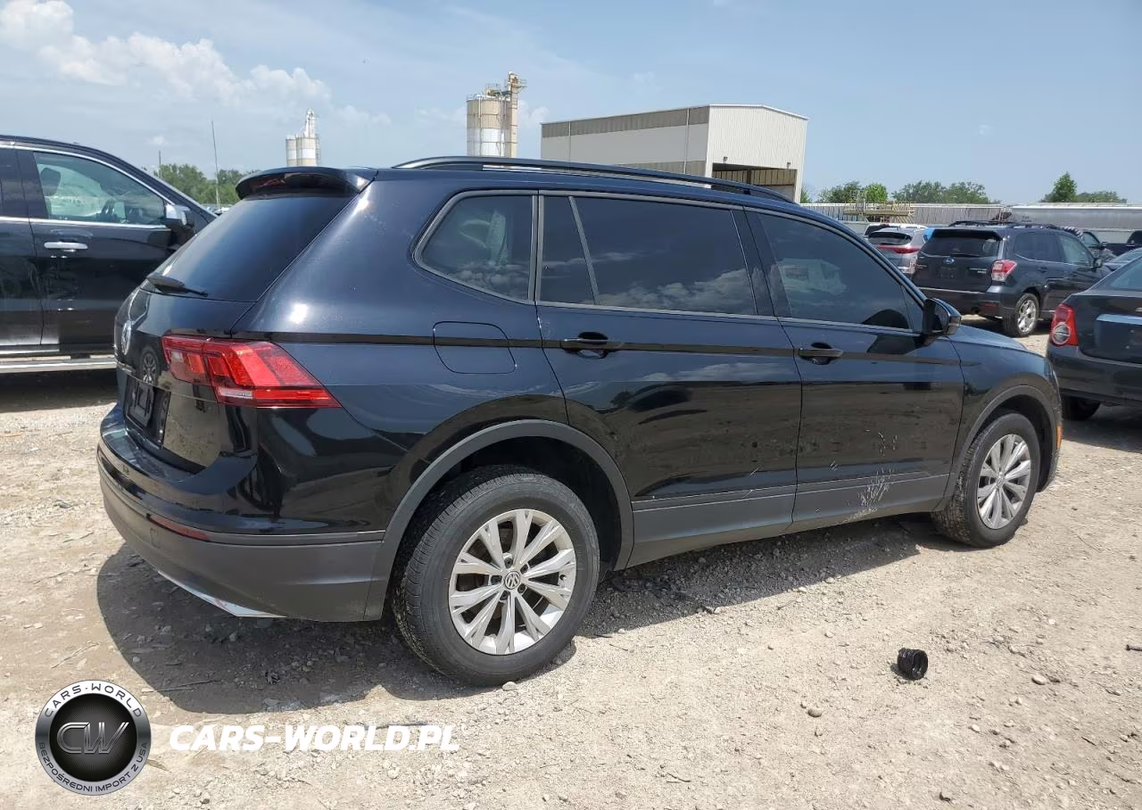 2019 Volkswagen Tiguan S VIN:3VV1B7AX2KM116109 - 3