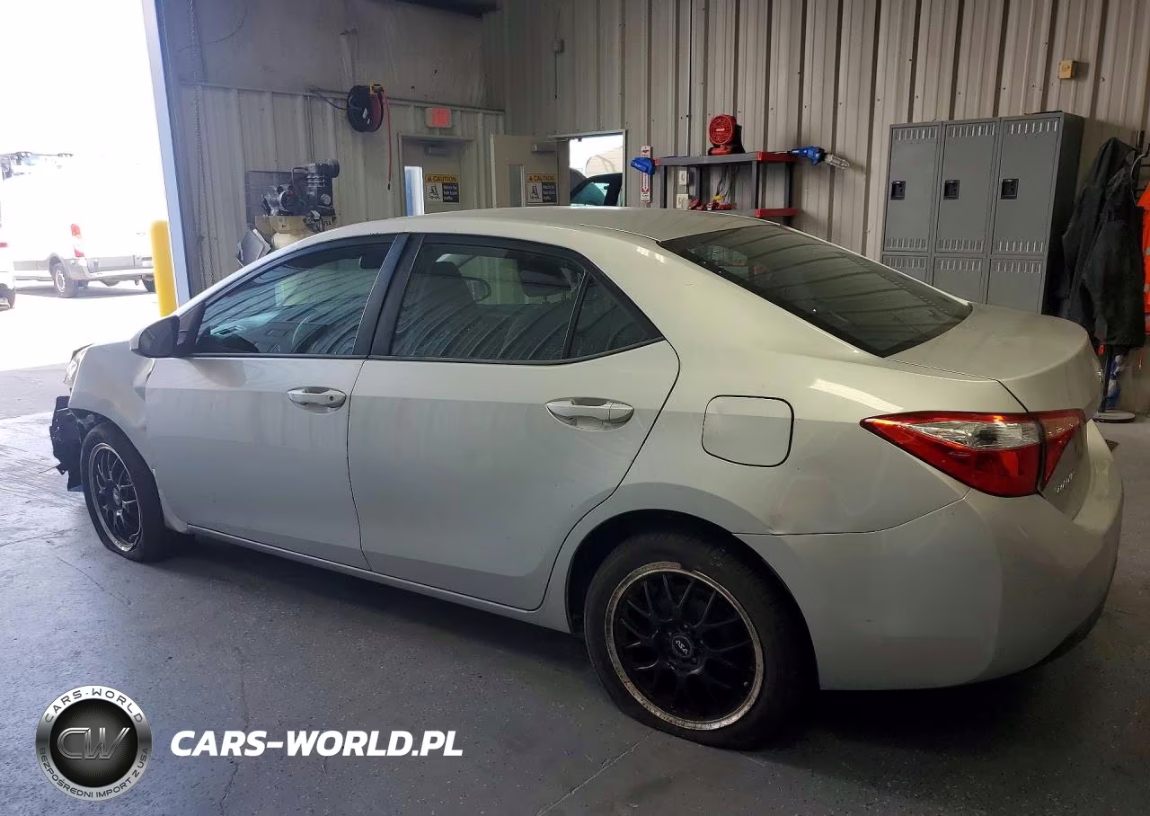 2017 Toyota Corolla L VIN:5YFBURHEXHP722790 - 2
