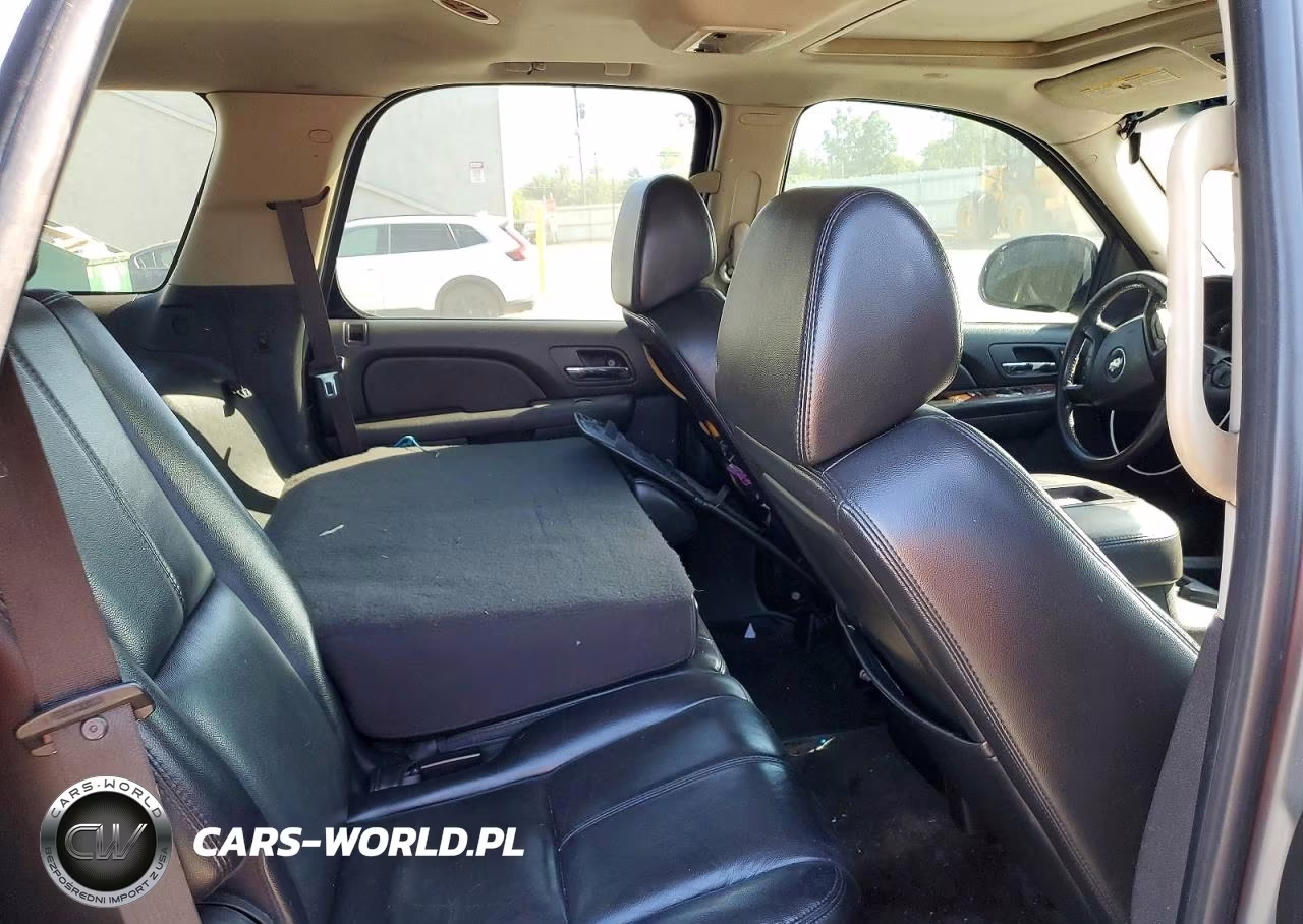 2007 Chevrolet Tahoe K1500 VIN:1GNFK13037J130694 - 11