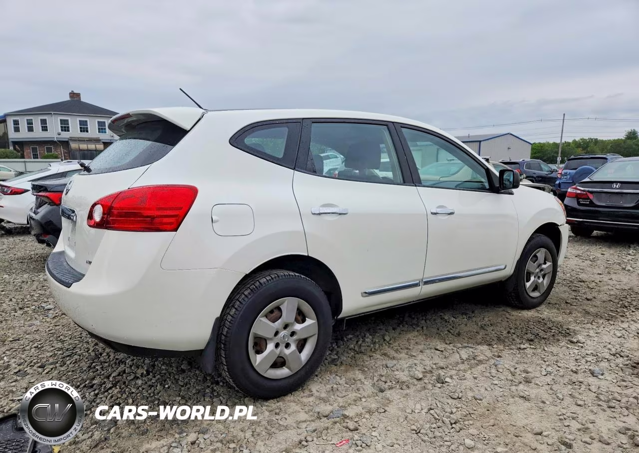 2013 Nissan Rogue S VIN:JN8AS5MV3DW624206 - 3