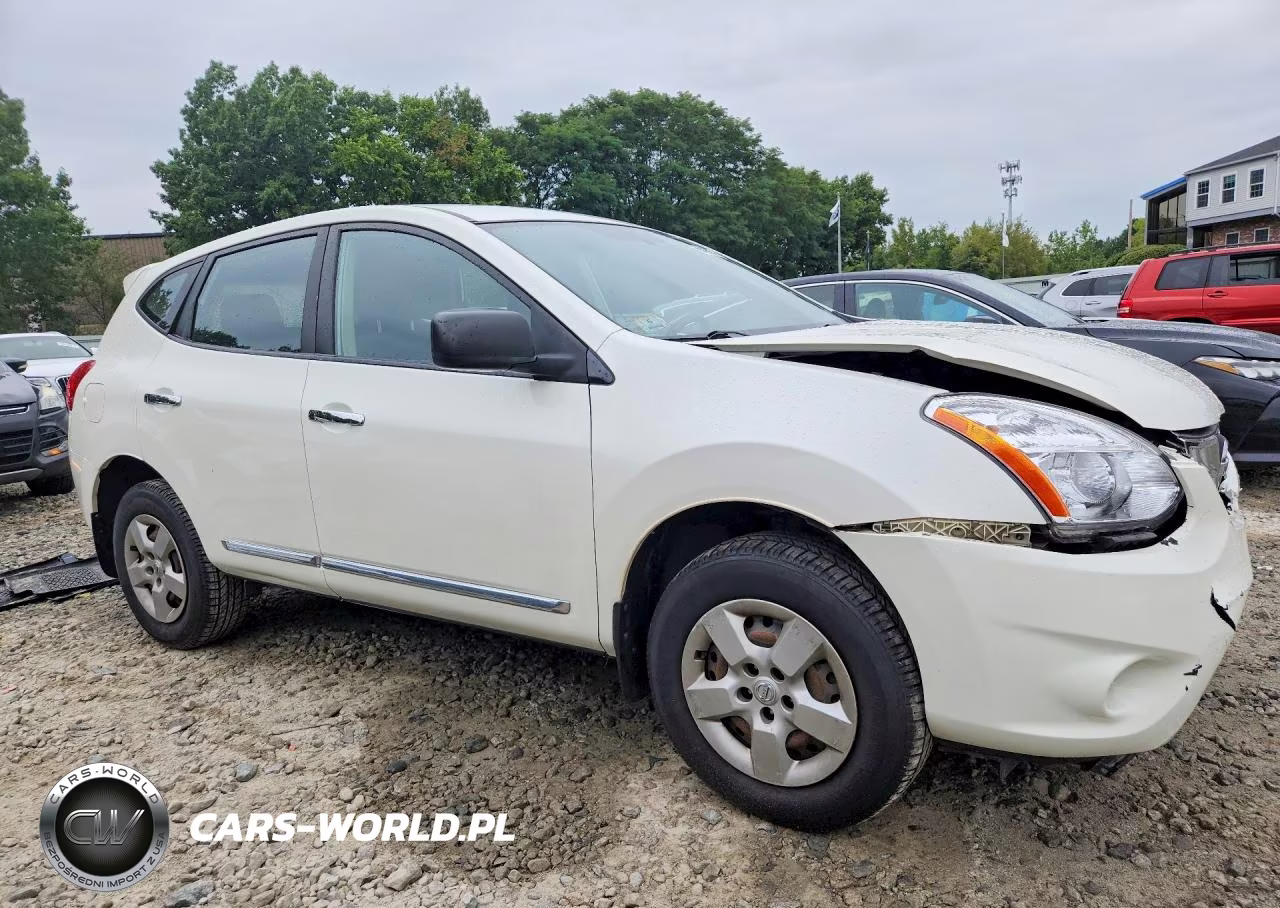 2013 Nissan Rogue S VIN:JN8AS5MV3DW624206 - 4