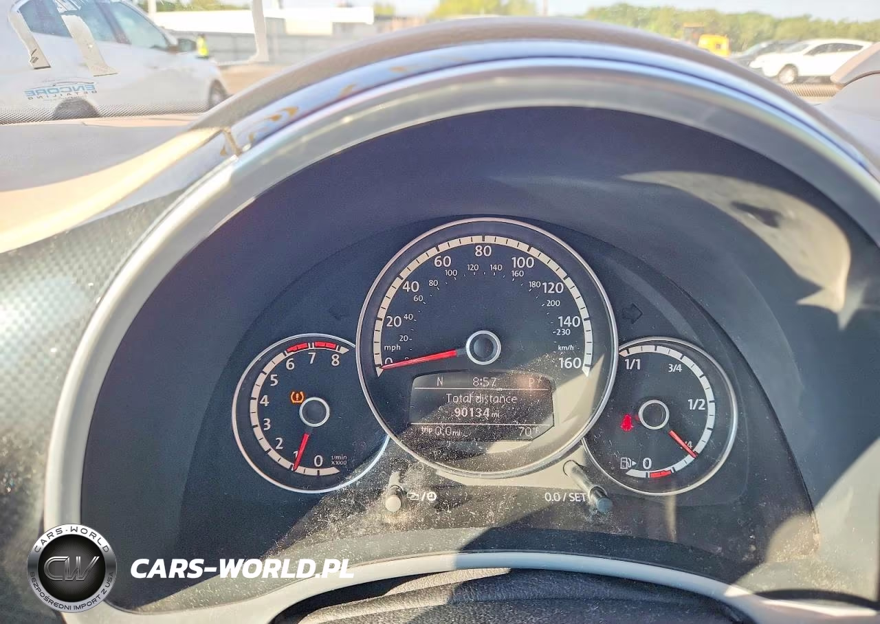 2013 Volkswagen Beetle Turbo VIN:3VW7T7AT5DM821277 - 9