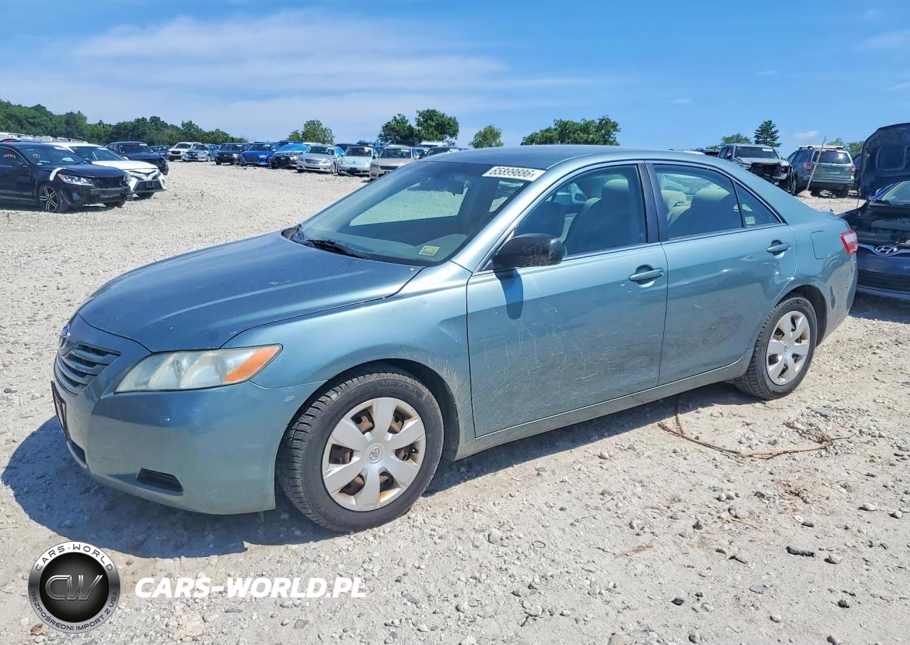 2009 Toyota Camry Le – zdjęcie 1 z 12