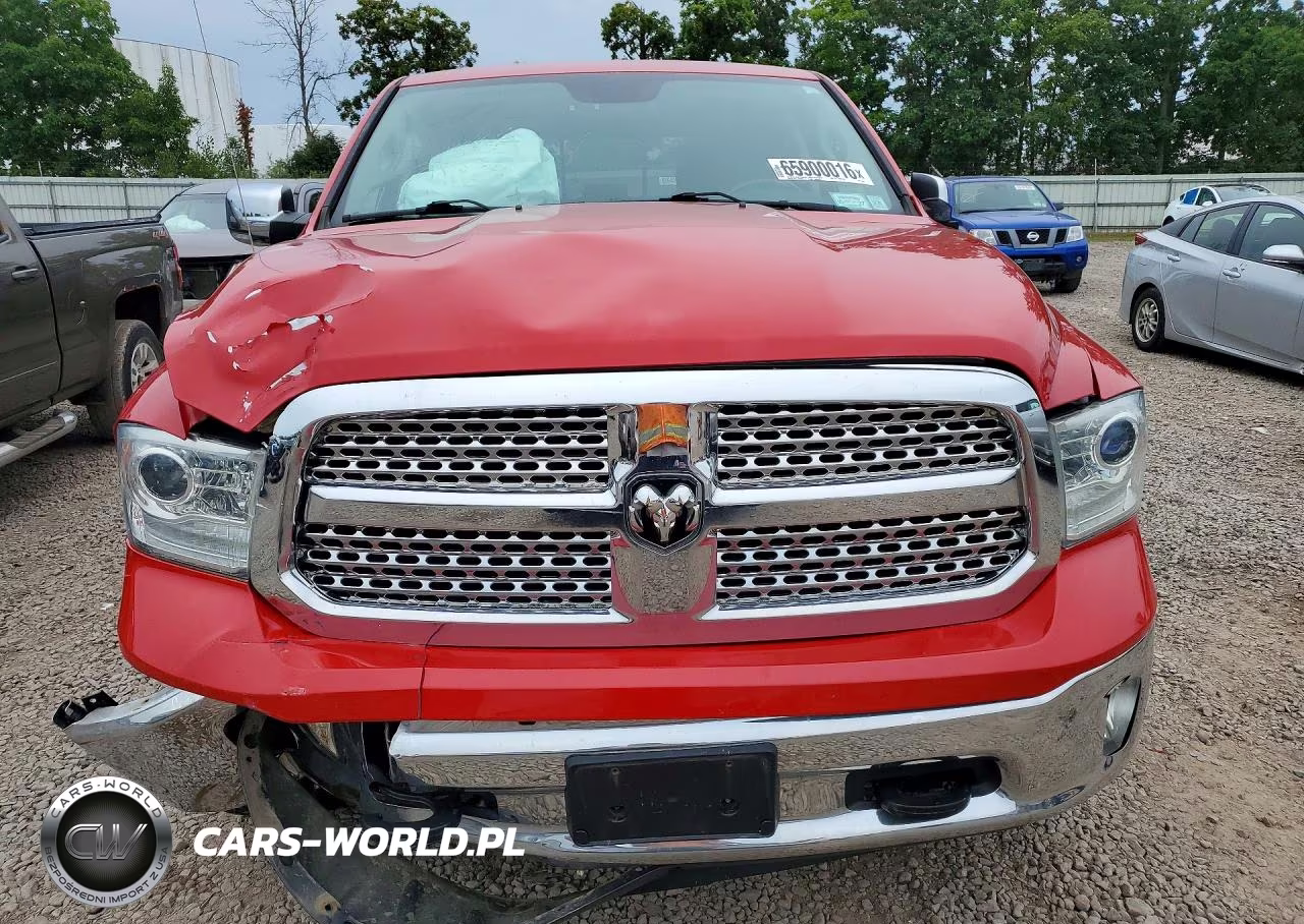 2016 Ram 1500 Laramie VIN:1C6RR7NT4GS151597 - 5