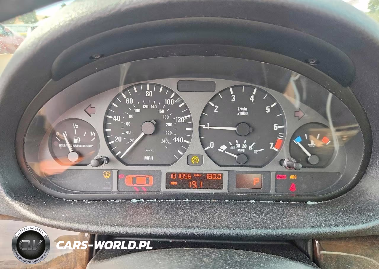 2002 BMW 325I VIN:WBAEV33482KL76862 - 9