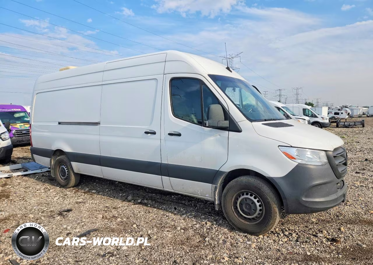 2023 Mercedes-Benz Sprinter 2500 VIN:W1Y4KCHY4PT139088 - 4
