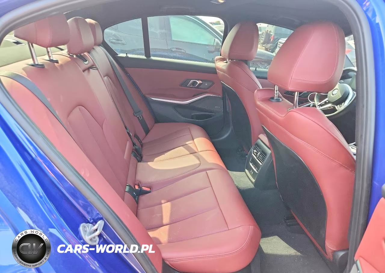 2025 BMW 330Xi VIN:3MW89CW05S8F34781 - 10