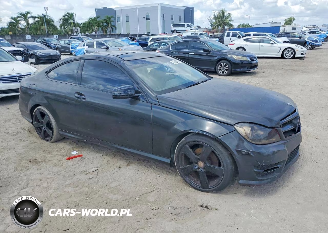 2013 Mercedes-Benz C 250 VIN:WDDGJ4HBXDG005282 - 4