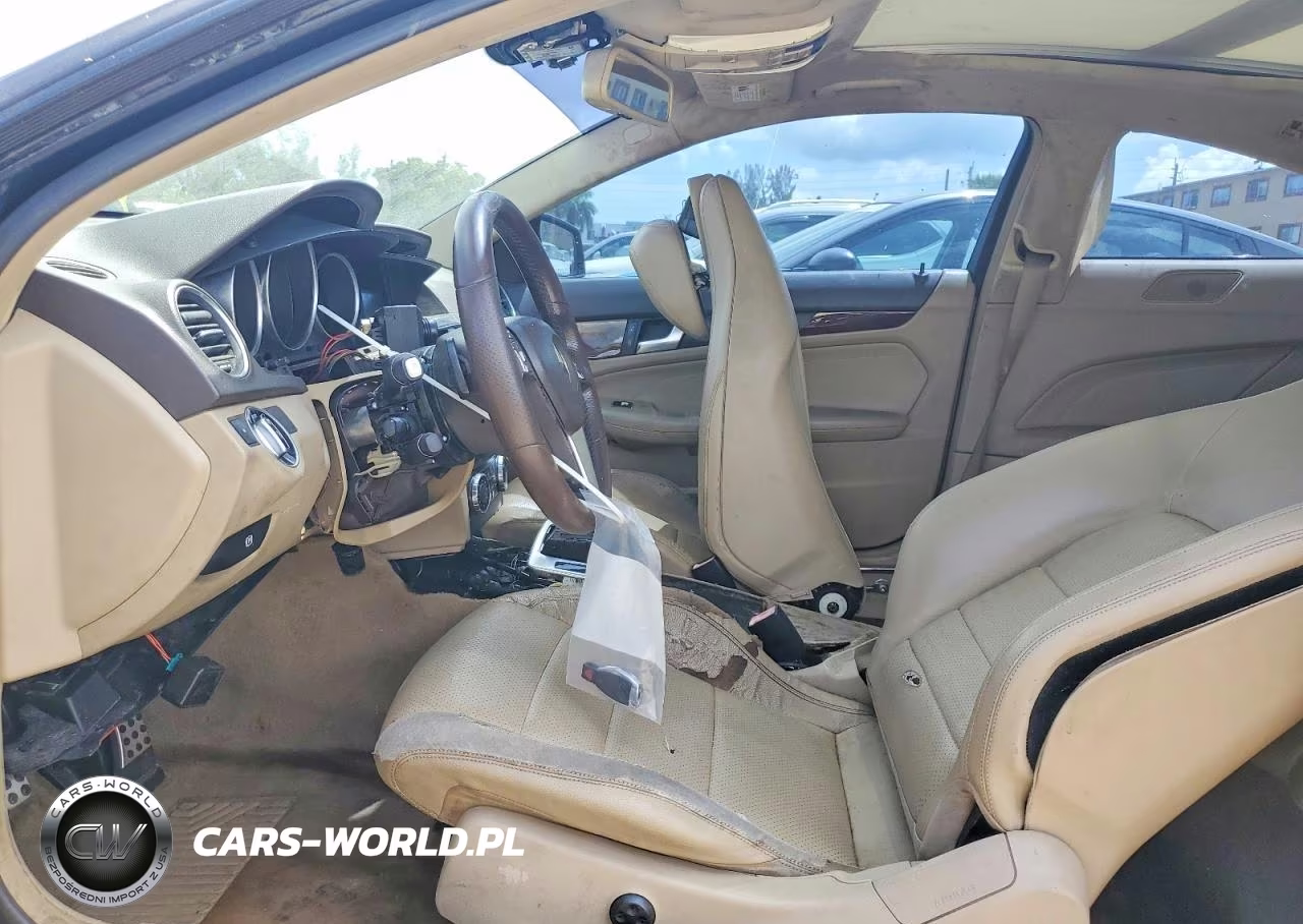 2013 Mercedes-Benz C 250 VIN:WDDGJ4HBXDG005282 - 7