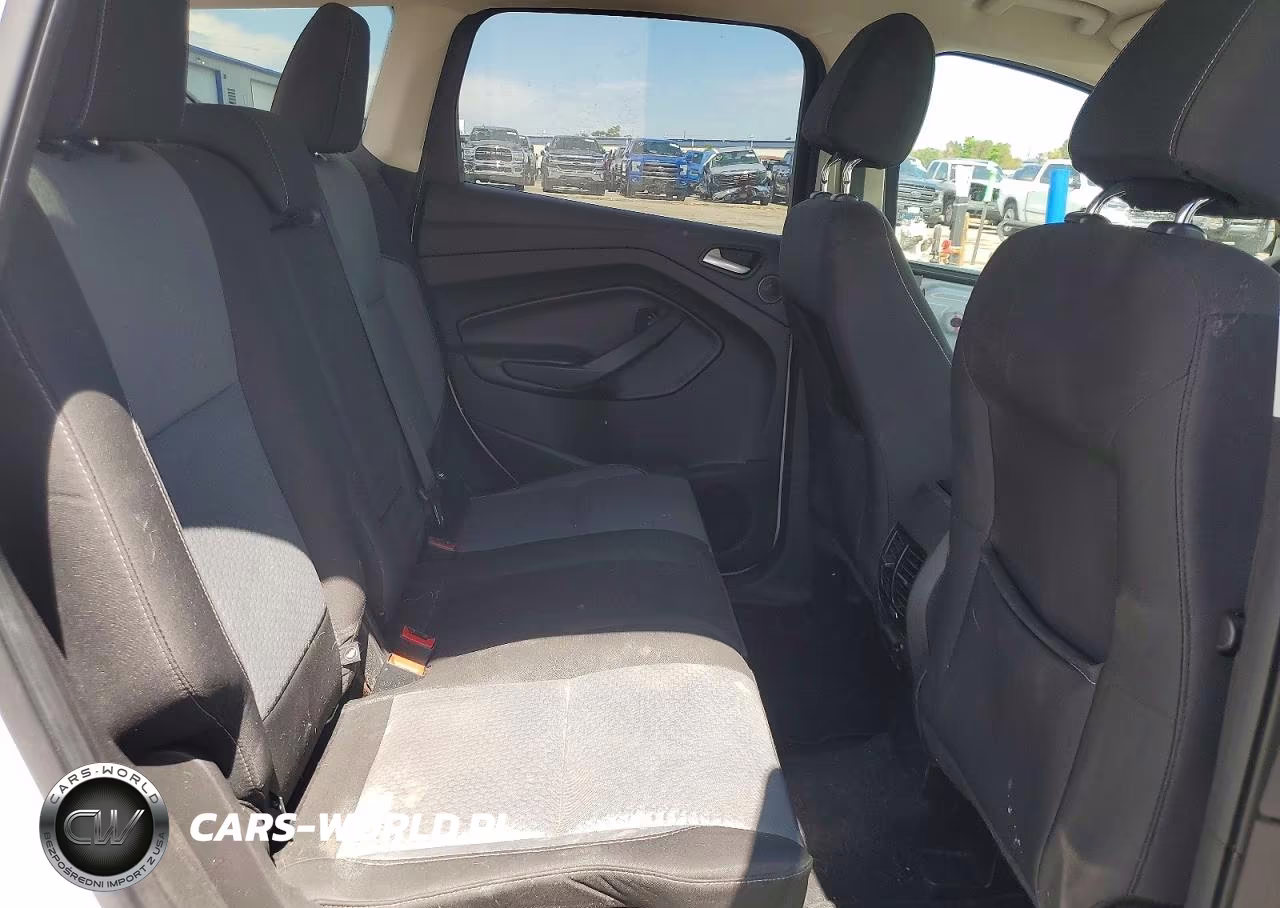 2017 Ford Escape Se VIN:1FMCU9G90HUA00400 - 11