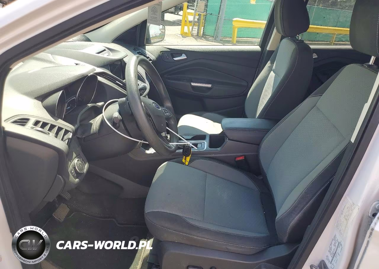 2017 Ford Escape Se VIN:1FMCU9G90HUA00400 - 7