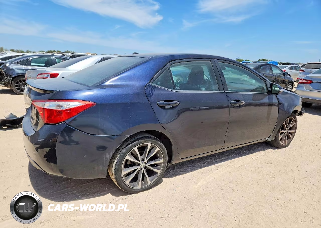 2019 Toyota Corolla Xse VIN:2T1BURHE4KC170131 - 3