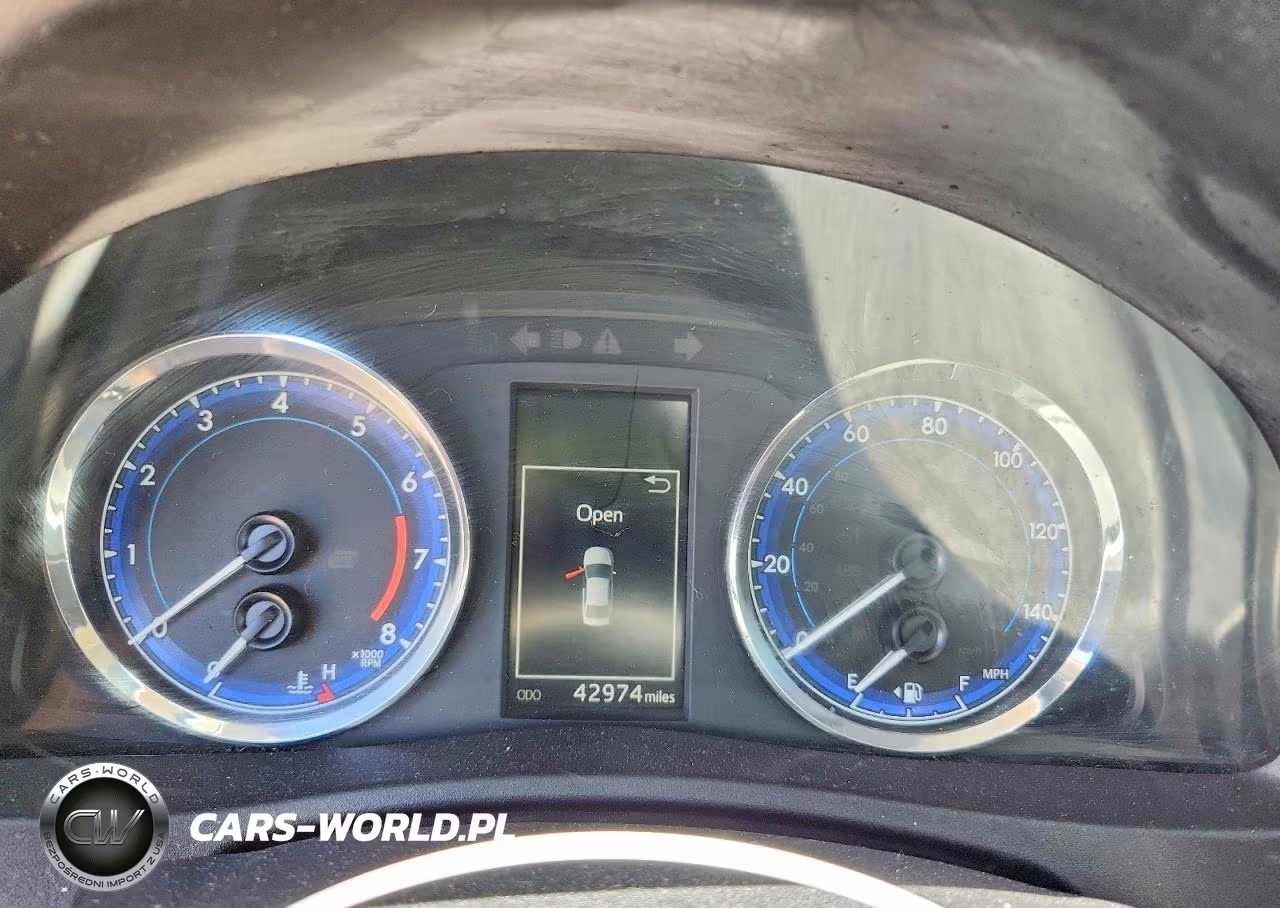 2019 Toyota Corolla Xse VIN:2T1BURHE4KC170131 - 9