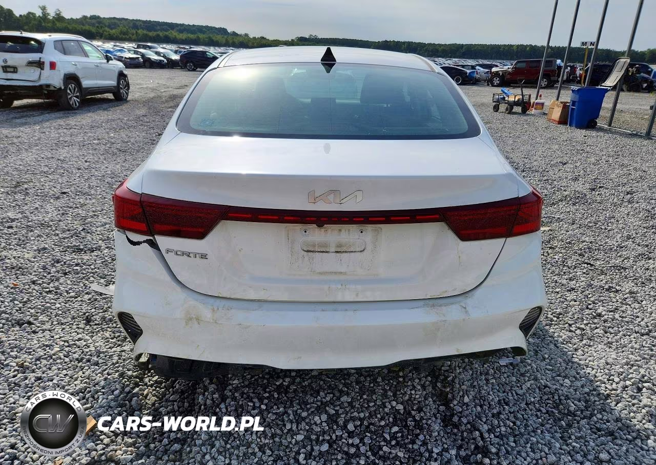 2023 Kia Forte Lxs VIN:3KPF24AD1PE613534 - 6